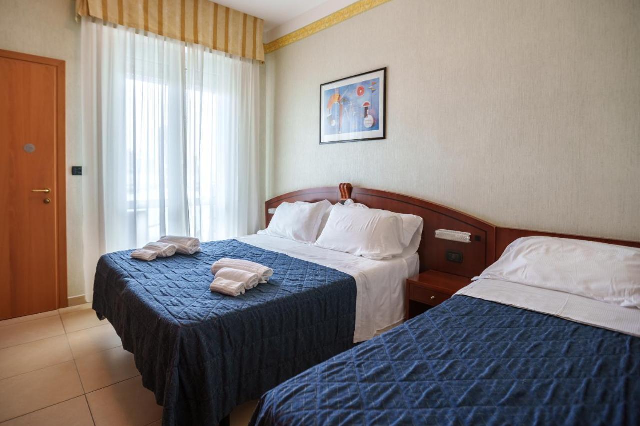 Hotel Rex Rimini Zewnętrze zdjęcie