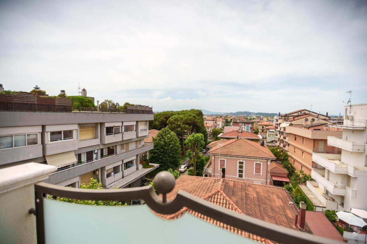 Hotel Rex Rimini Zewnętrze zdjęcie